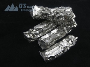 Zirkonium- und Hafnium-Kristallstäbe